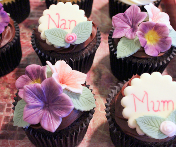 Mother's Day Cupcakes